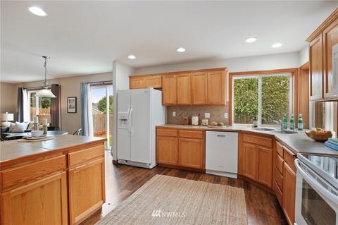 1417 201st Street Ct E, Spanaway, WA 98387 photo 9