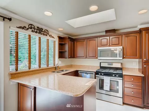 17313 17th Dr SE, Bothell, WA 98012 photo 3
