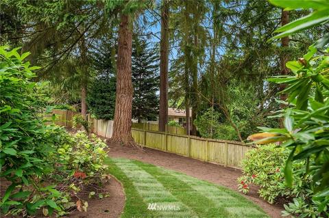 12510 SE 48th Pl, Bellevue, WA 98006 photo 34