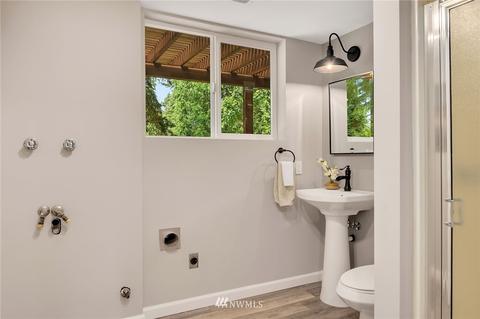 12510 SE 48th Pl, Bellevue, WA 98006 photo 28