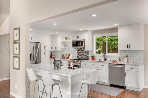 12510 SE 48th Pl, Bellevue, WA 98006 photo 14