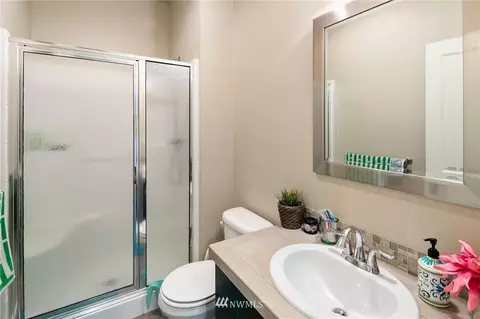 17507 Meridian Pl W, Bothell, WA 98012 photo 12