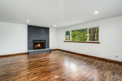 126 155th St SE, Bothell, WA 98012 photo 3