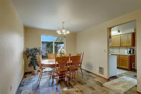 607 65th Pl SE, Everett, WA 98203 photo 5