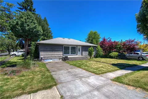 2786 Maple St, Longview, WA 98632 photo 5