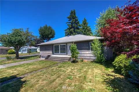 2786 Maple St, Longview, WA 98632 photo 4