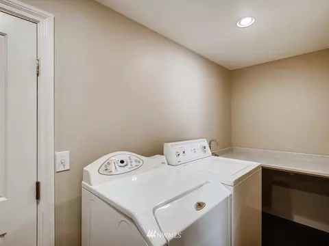 2408 Larlin Dr, Everett, WA 98203 photo 19