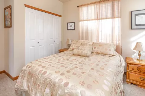 1006 Sigafoos Ave NW, Orting, WA 98360 photo 10