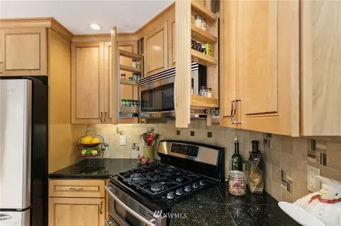 14820 104th Ave NE, Bothell, WA 98011 photo 8