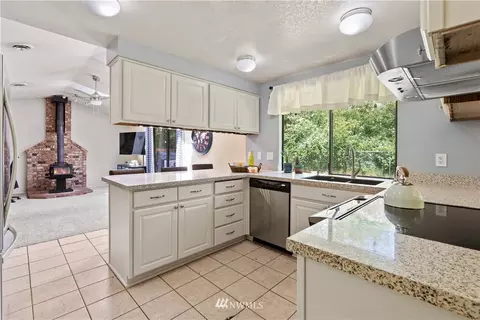 17731 28th Ave SE, Bothell, WA 98012 photo 9