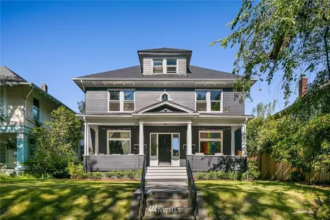 717 16th Ave E, Seattle, WA 98112 photo 1
