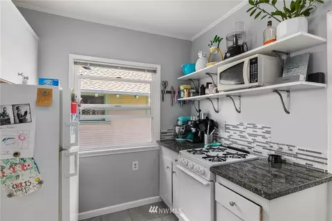 717 16th Ave E, Seattle, WA 98112 photo 23