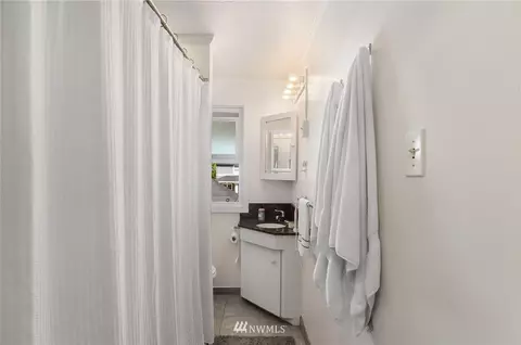 717 16th Ave E, Seattle, WA 98112 photo 14