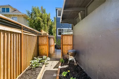 717 16th Ave E, Seattle, WA 98112 photo 33