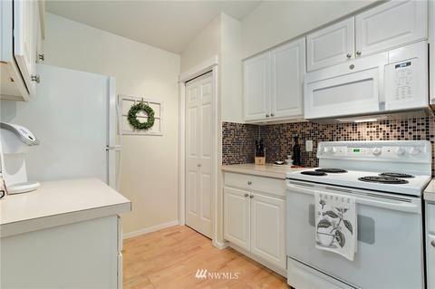 2009 196th St SE #C302, Bothell, WA 98012 photo 11