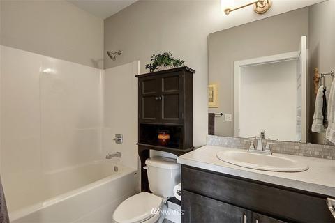 116 Cherry Ln SW, Orting, WA 98360 photo 8