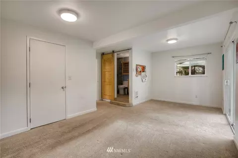 7484 Riverside Dr E, Sumner, WA 98390 photo 9