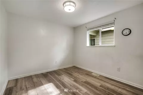 7484 Riverside Dr E, Sumner, WA 98390 photo 16