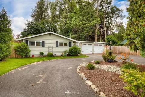 7484 Riverside Dr E, Sumner, WA 98390 photo 1