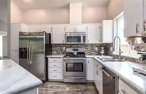 8725 201 St E, Spanaway, WA 98387 photo 5