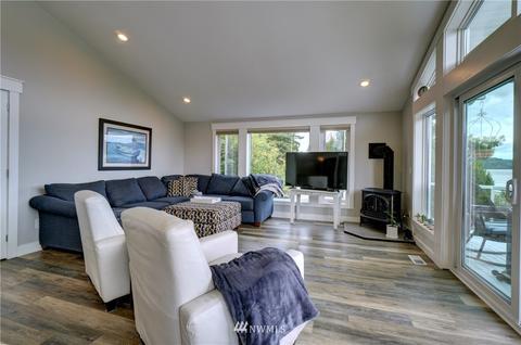 7360 E Grapeview Loop Rd, Allyn, WA 98524 photo 7