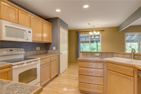 23034 12th Dr SE, Bothell, WA 98021 photo 9