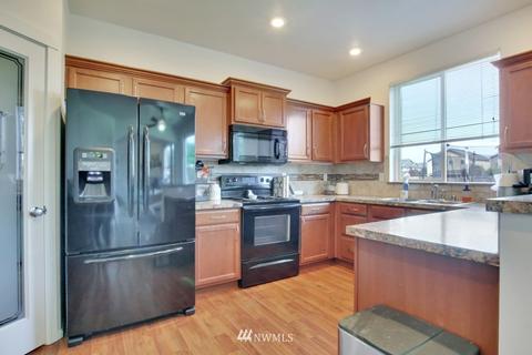 8113 207th St E, Spanaway, WA 98387 photo 8