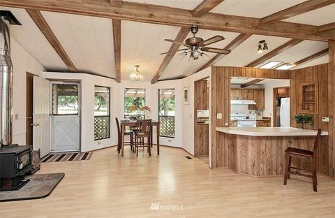 5182 Bounty Loop, Freeland, WA 98249 photo 8