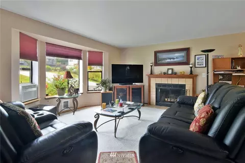 7709 Upper Ridge Rd, Everett, WA 98203 photo 6