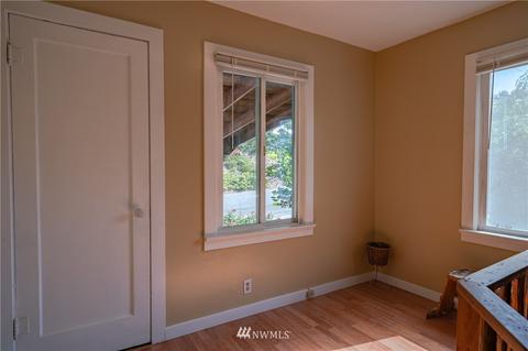 112 Grape Ave E, Omak, WA 98841 photo 3