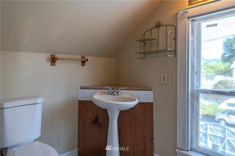 112 Grape Ave E, Omak, WA 98841 photo 18