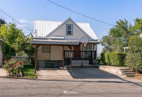 112 Grape Ave E, Omak, WA 98841 photo 2