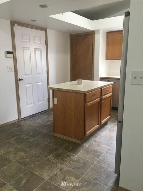 1231 199th St E, Spanaway, WA 98387 photo 9
