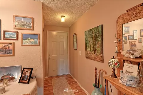 6608 Olympic Dr, Everett, WA 98203 photo 6