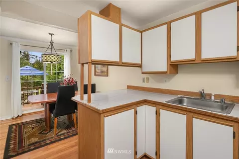 7117 Lower Ridge Rd, Everett, WA 98203 photo 9