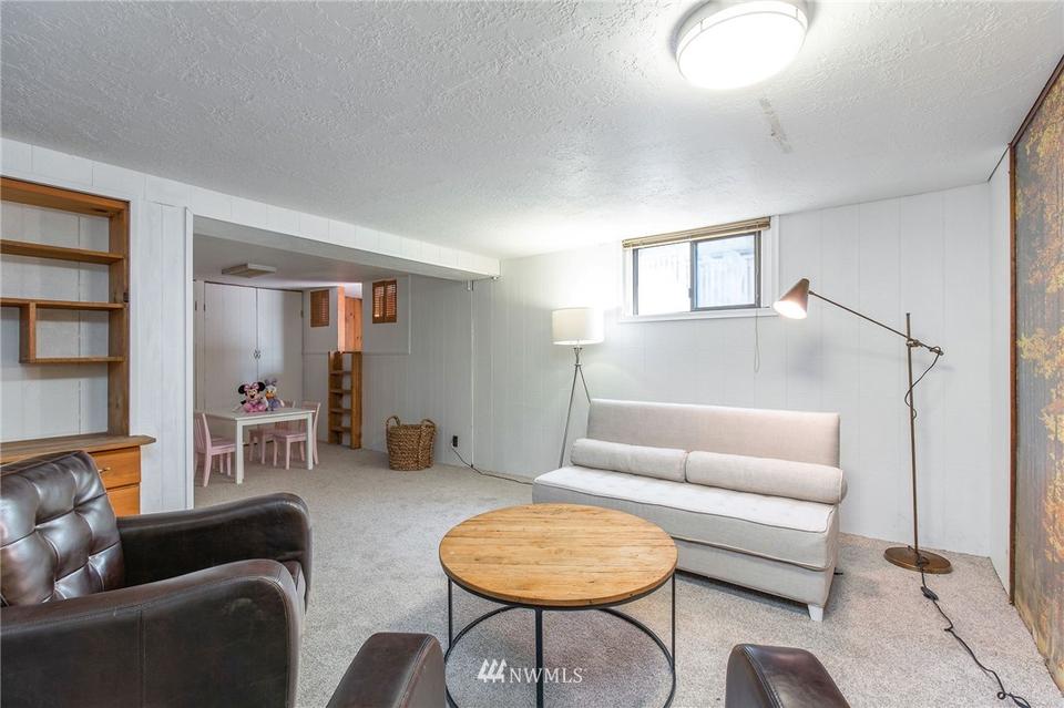  2516 12th Ave W, Seattle, WA 98119 photo 24