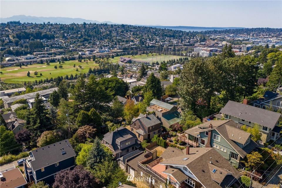  2516 12th Ave W, Seattle, WA 98119 photo 36