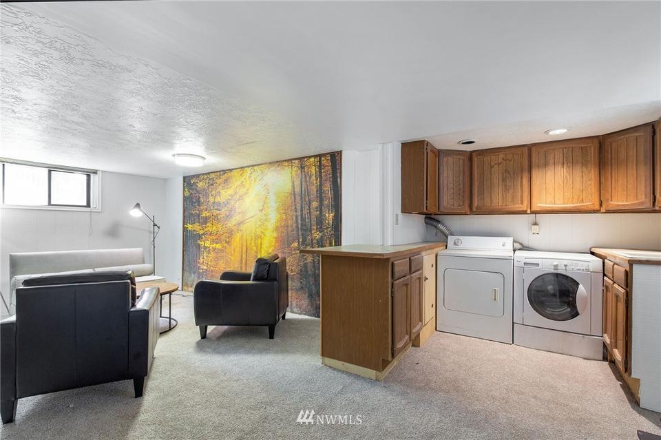  2516 12th Ave W, Seattle, WA 98119 photo 23