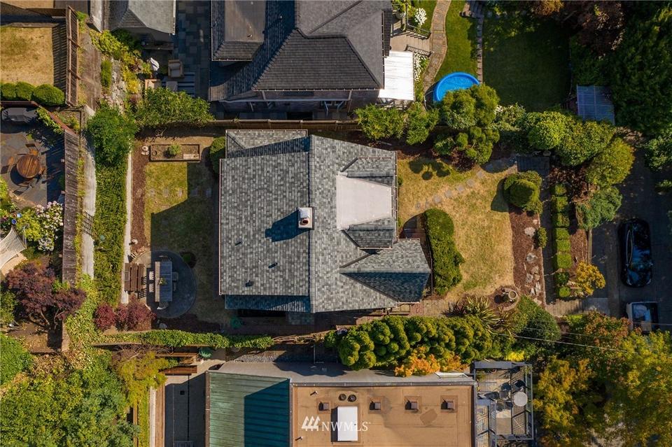  2516 12th Ave W, Seattle, WA 98119 photo 32