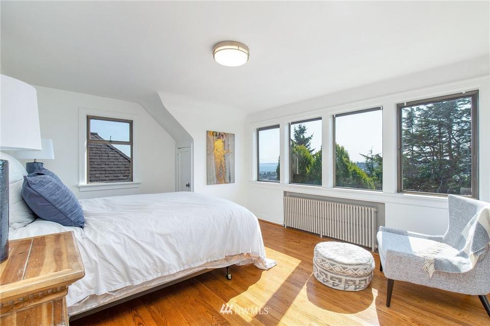  2516 12th Ave W, Seattle, WA 98119 photo 14