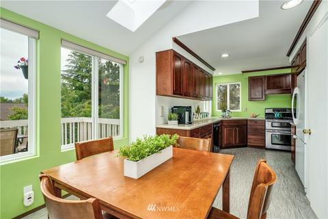527 224th Pl SE, Bothell, WA 98021 photo 6