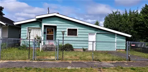 1009 E St, Centralia, WA 98531 photo 1