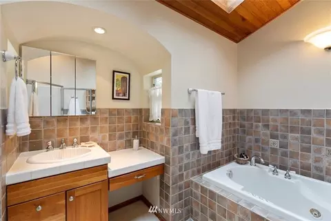 15810 3rd Ave SE, Bothell, WA 98012 photo 14