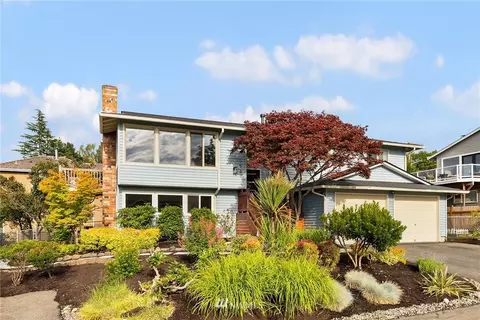 529 Pine St, Edmonds, WA 98020 photo 1