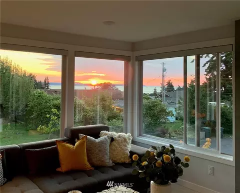 529 Pine St, Edmonds, WA 98020 photo 8