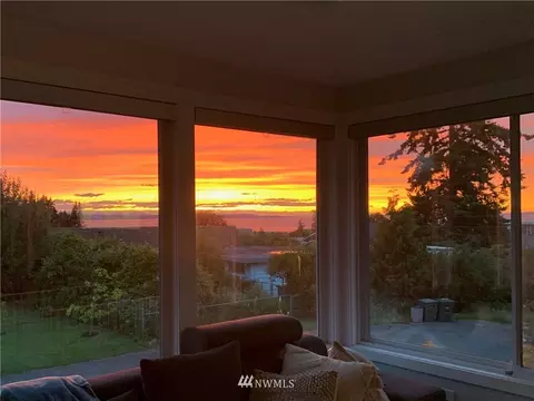 529 Pine St, Edmonds, WA 98020 photo 9