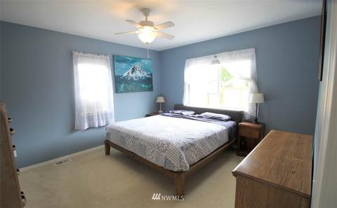 2027 Jensen St, Enumclaw, WA 98022 photo 9