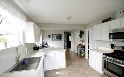 2027 Jensen St, Enumclaw, WA 98022 photo 8