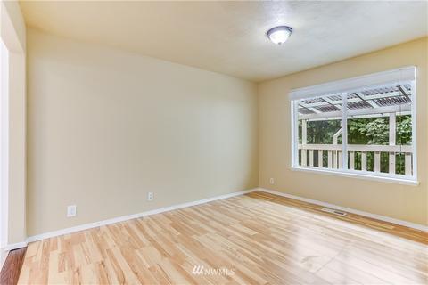 24224 SE 374th St, Enumclaw, WA 98022 photo 13