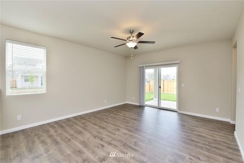 621 Becky Ave E, Enumclaw, WA 98022 photo 11